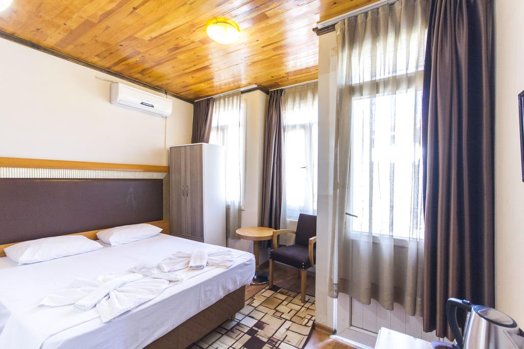 Herton Hotel Istanboel Kamer foto
