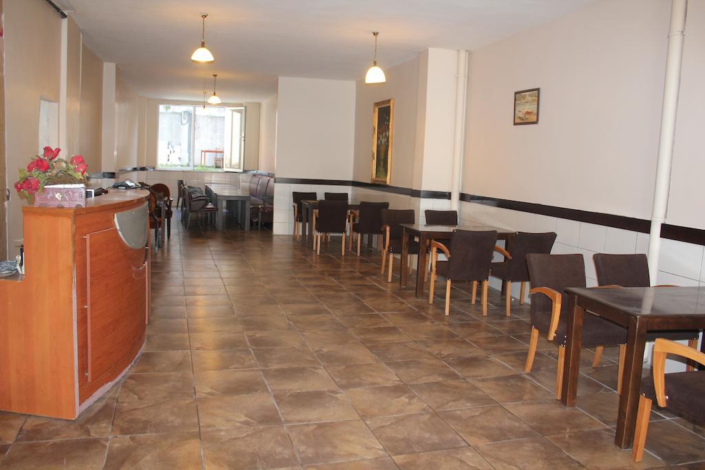 Herton Hotel Istanboel Buitenkant foto